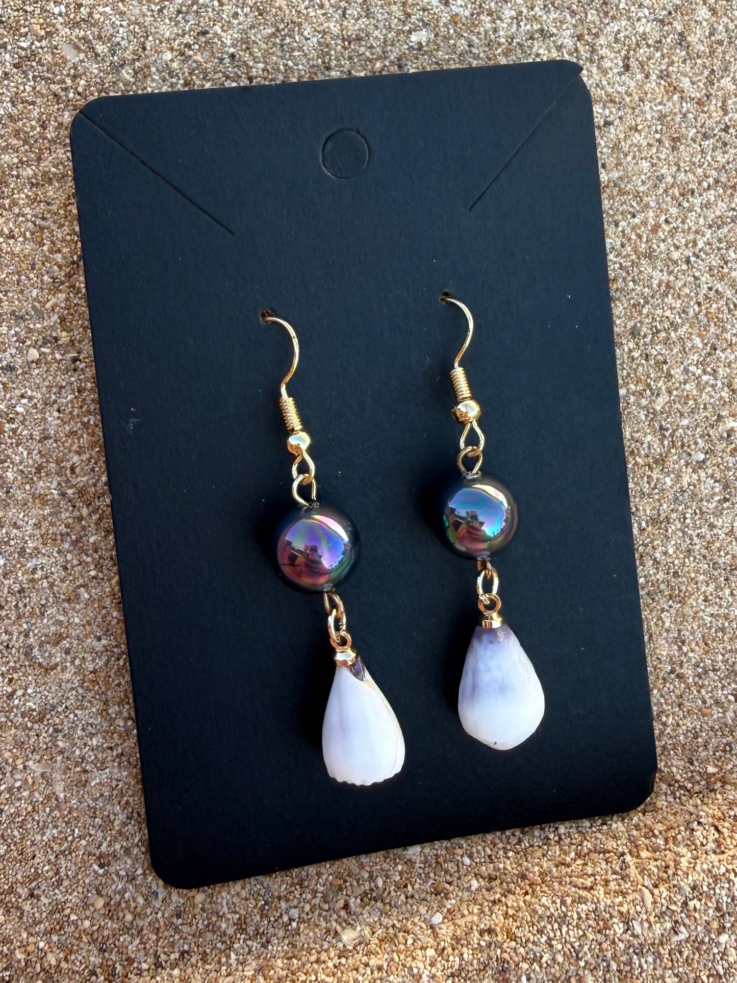 Mini Cone Shell with Freshwater Pearls