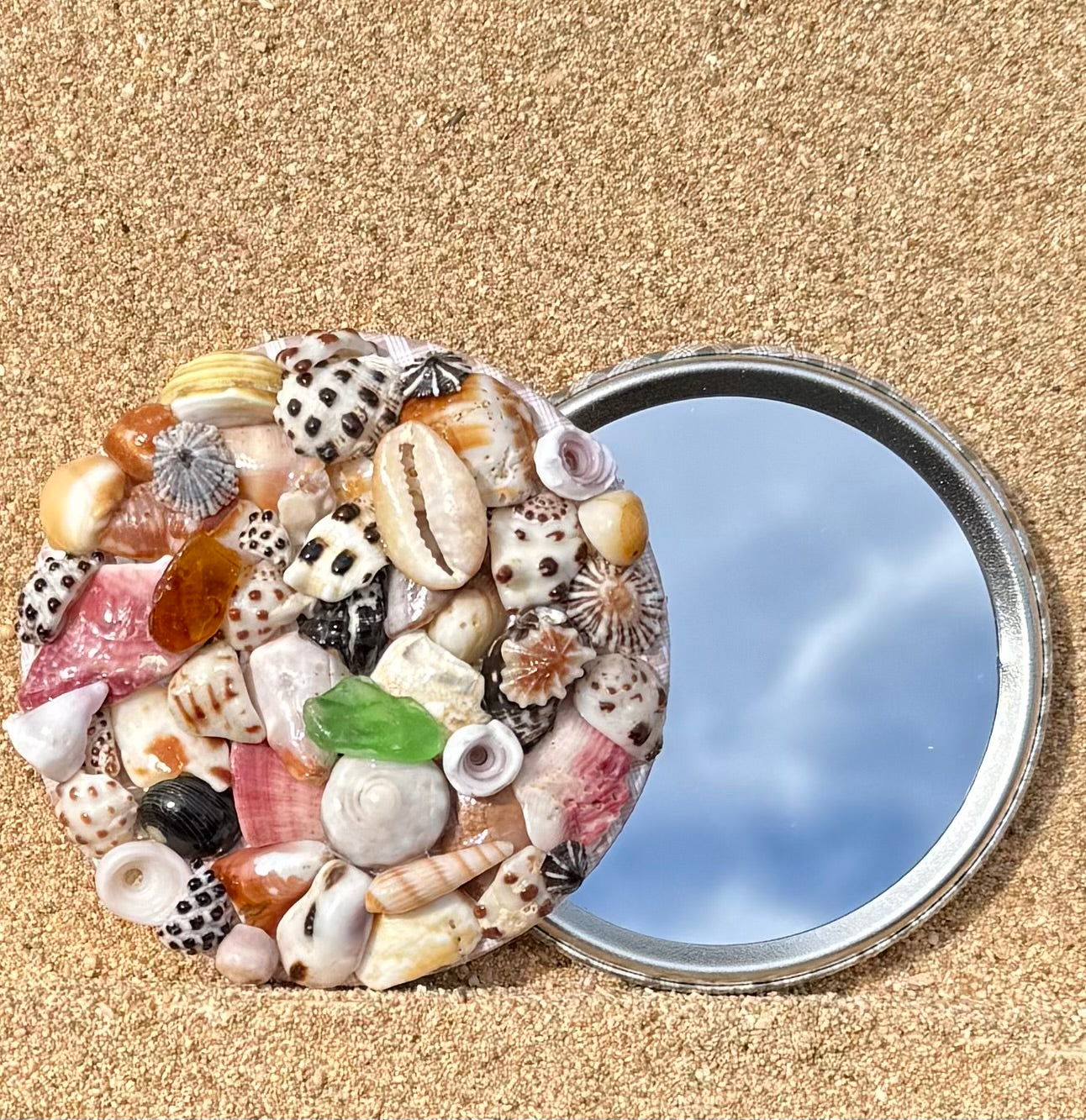 Compact Mirror