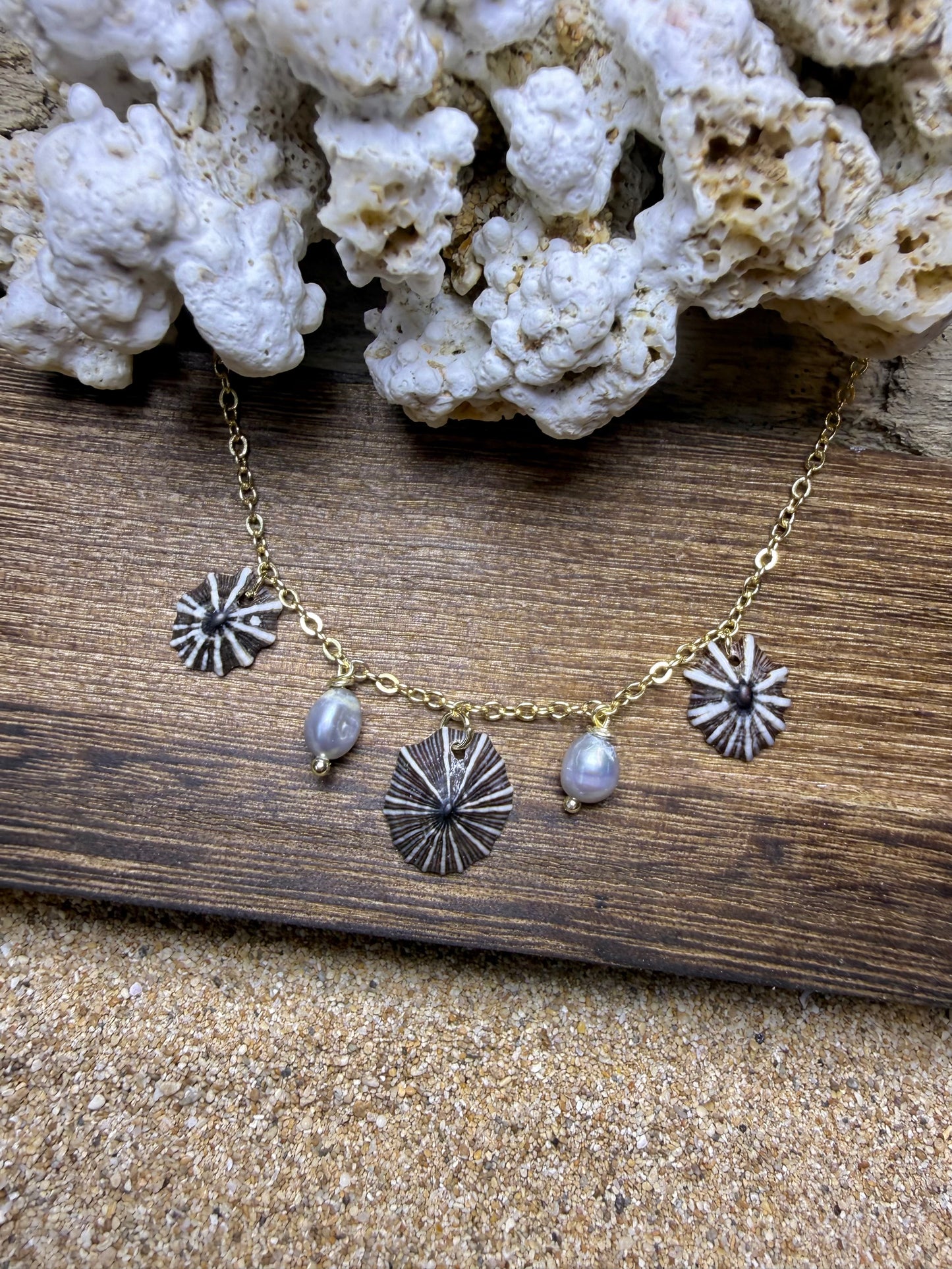 ‘Opihi ‘Awa with Keshi Pearl Necklace