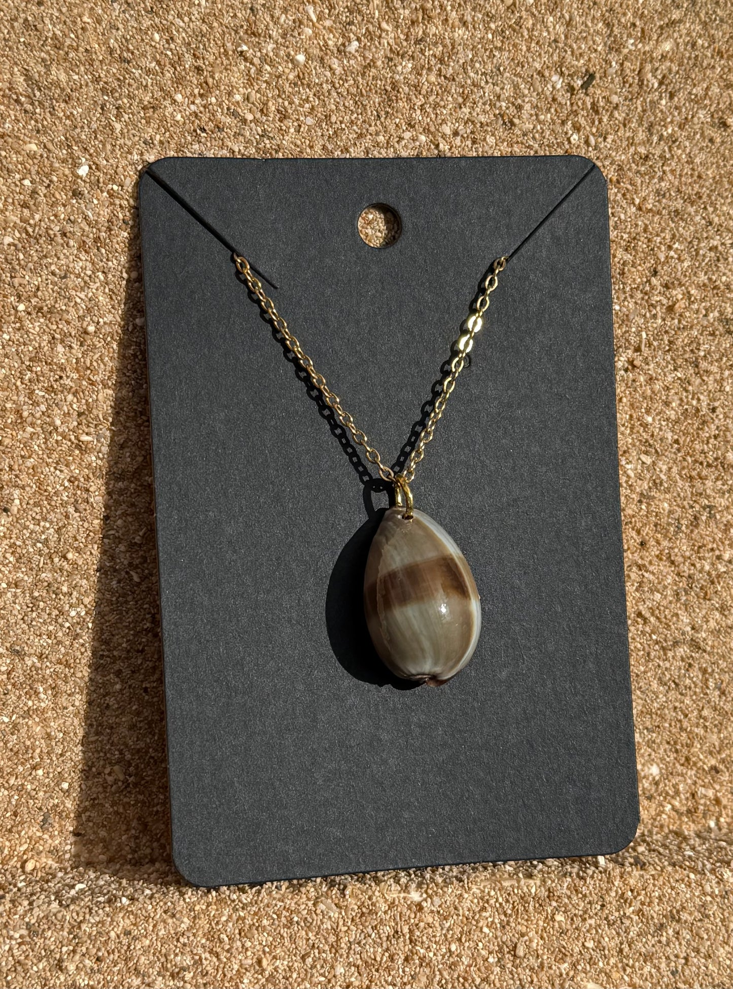 Juvenile Cowry Necklace.