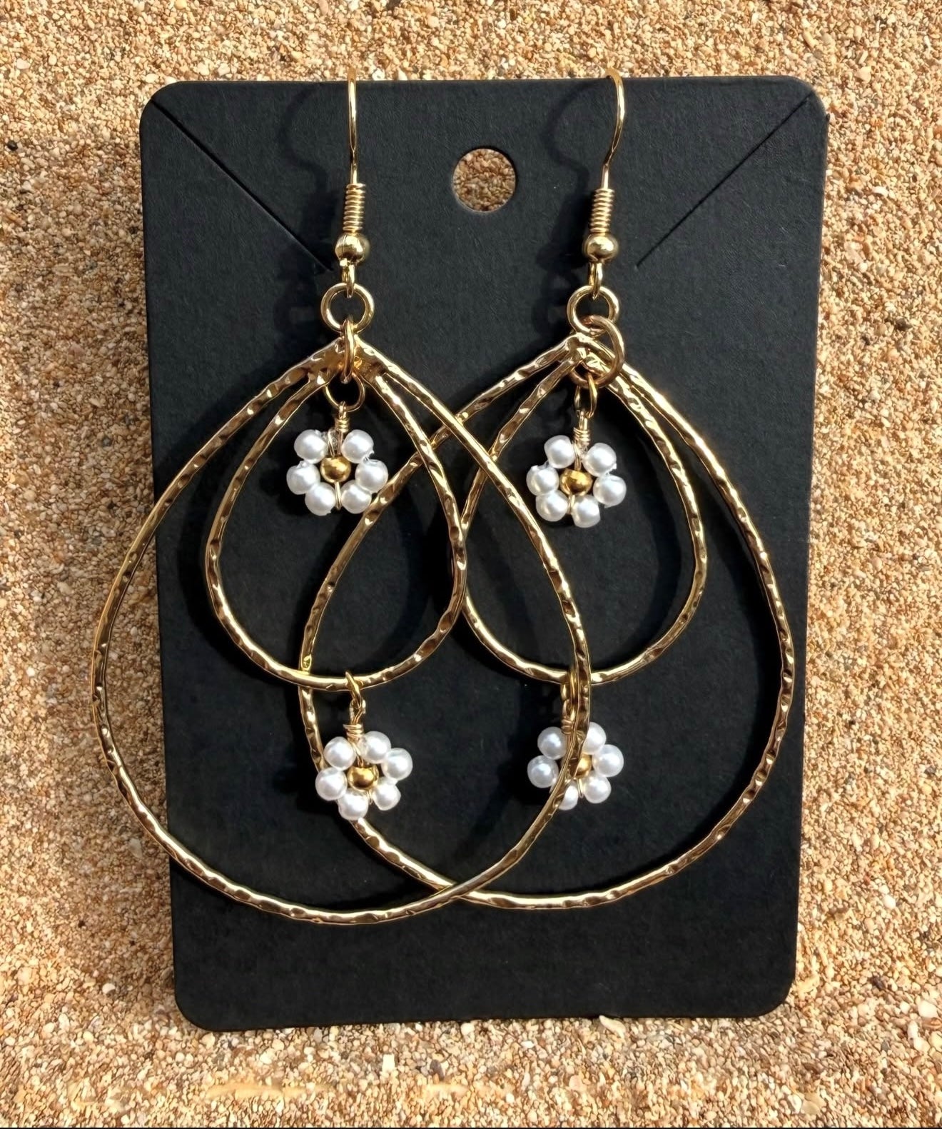 Daisy Hoop Earrings